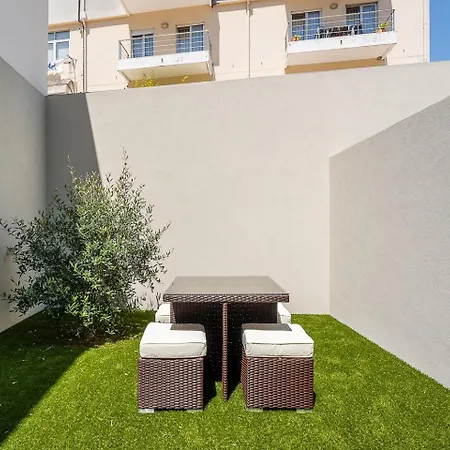 Guestready - Modern Comfort In Historic Apartment