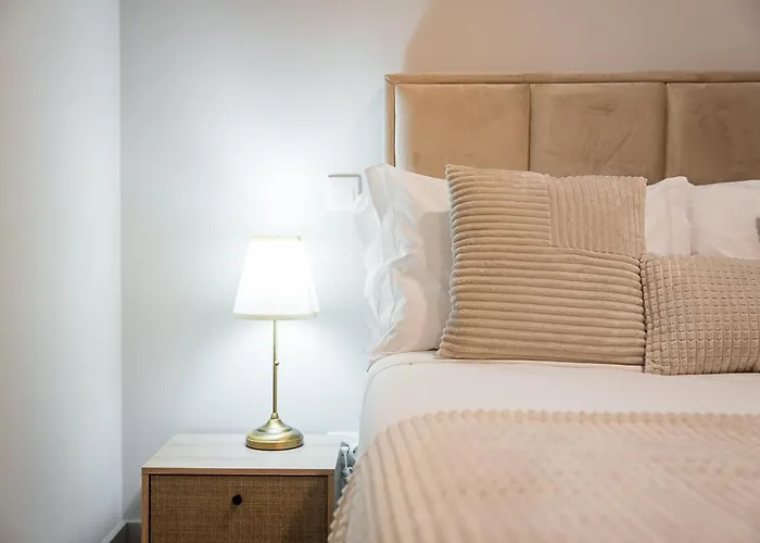 아파트 Guestready - Modern Comfort In Historic